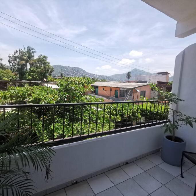 1 Bedroom Apt With Ac , Tv , Wi-Fi Near Dt And Beach Zihuatanejo Exterior foto