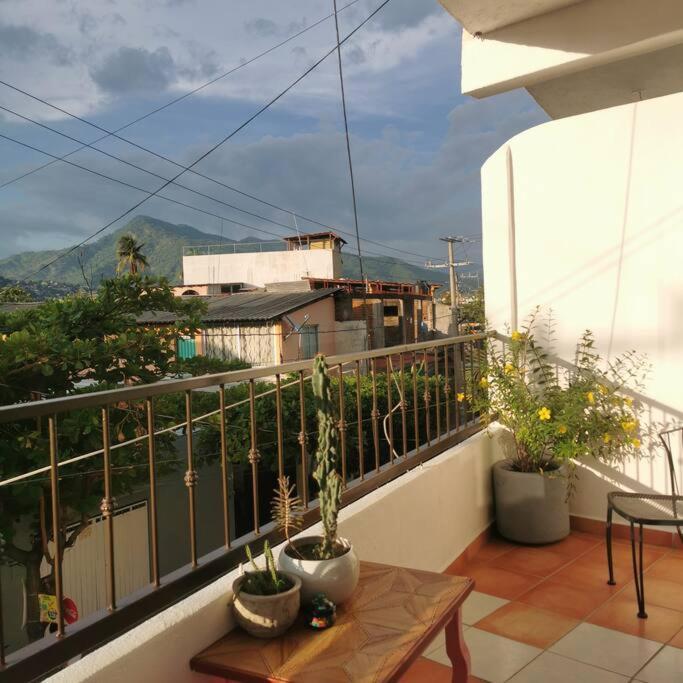 1 Bedroom Apt With Ac , Tv , Wi-Fi Near Dt And Beach Zihuatanejo Exterior foto